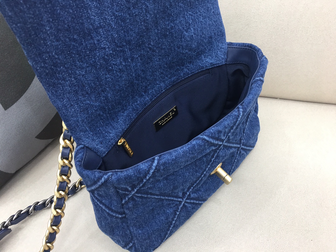 Denim 19 Handbag Flap Bag AS1160 